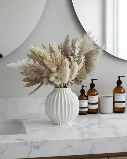 Soft Horizon - Dried Flowers Arrangement